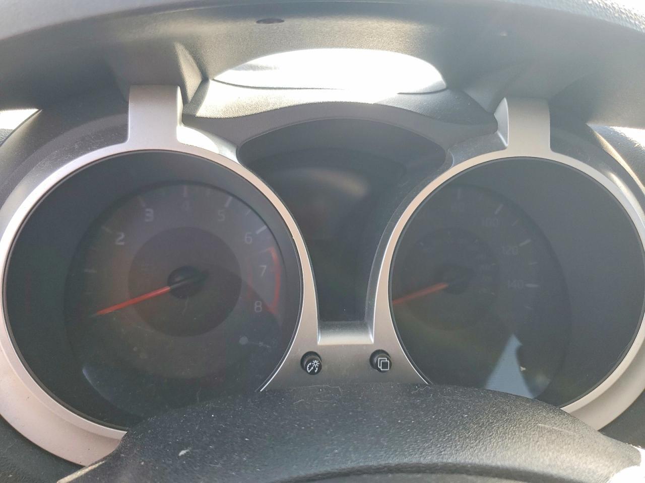 2015 Nissan Juke S - zdjęcie 9