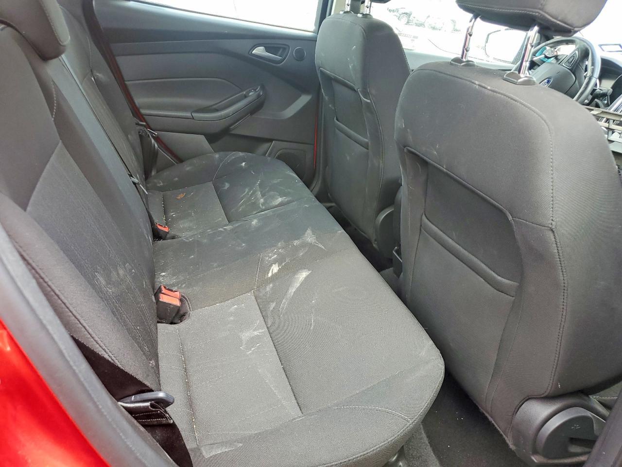 2017 Ford Focus Sel - zdjęcie 10