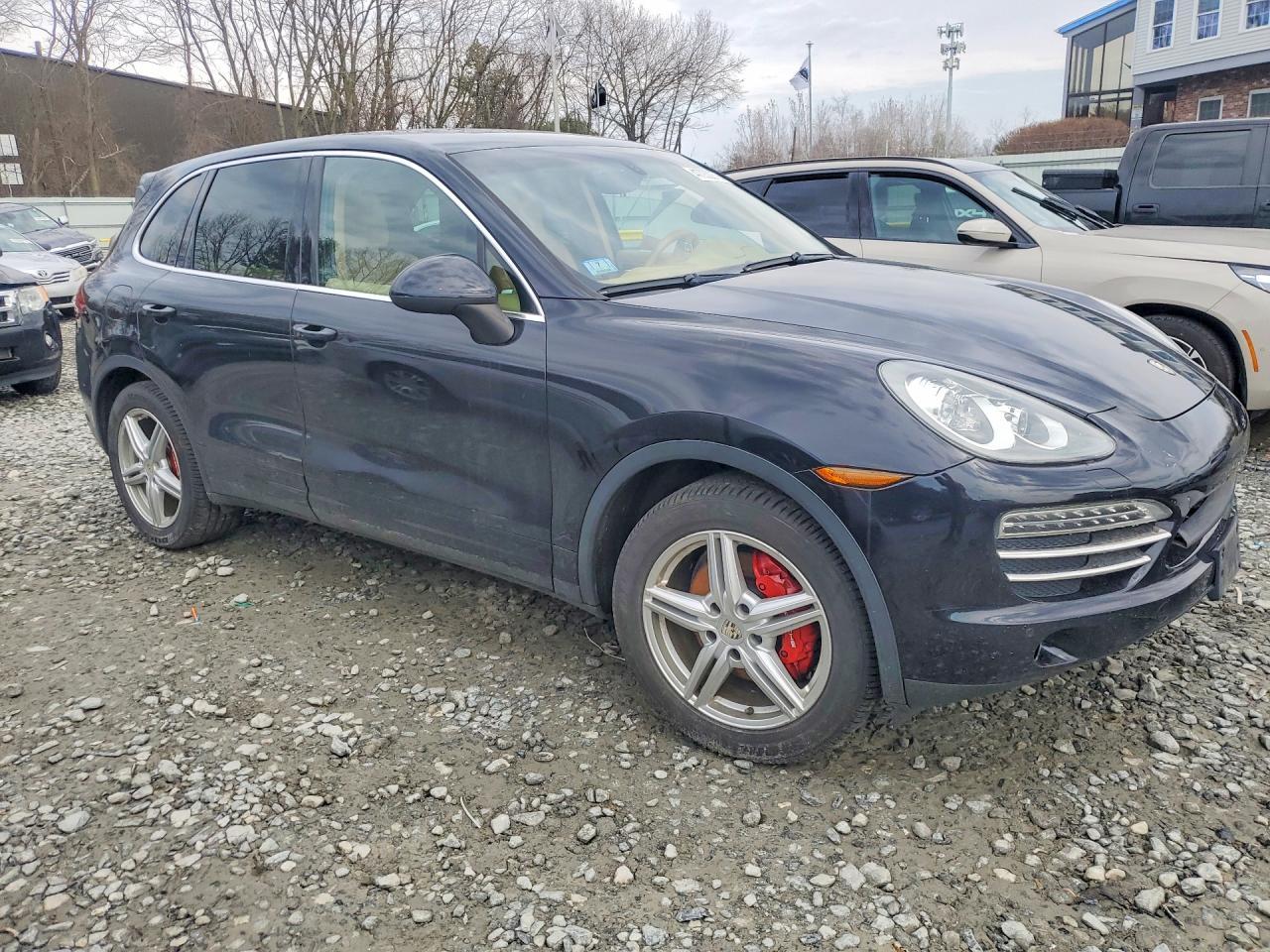 2013 Porsche Cayenne - zdjęcie 4