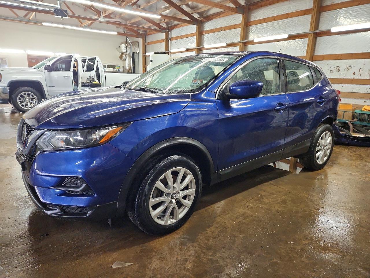 2022 Nissan Rogue Sport S - zdjęcie główne