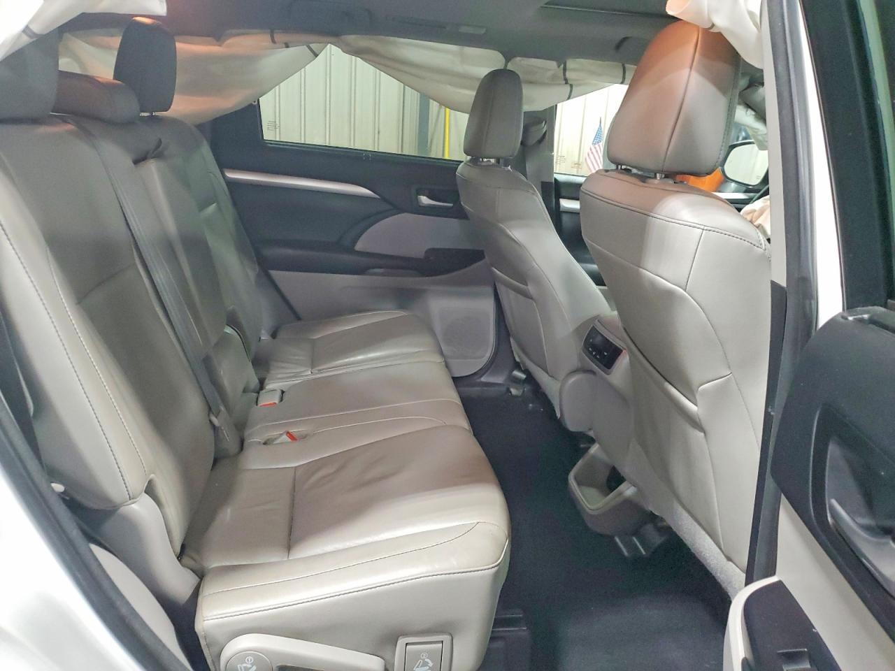 2018 Toyota Highlander Xle - zdjęcie 11