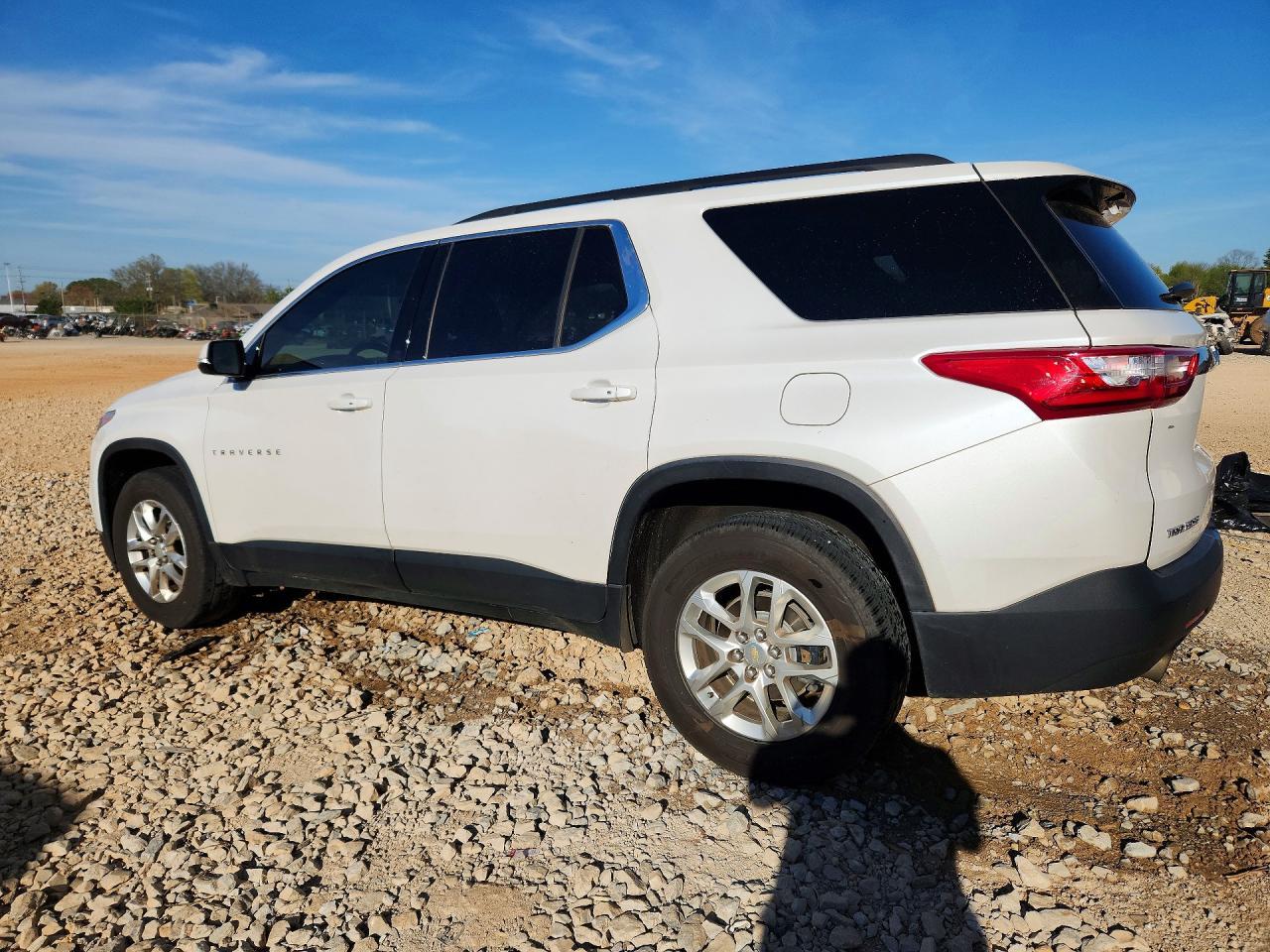 2019 Chevrolet Traverse Lt - zdjęcie 2