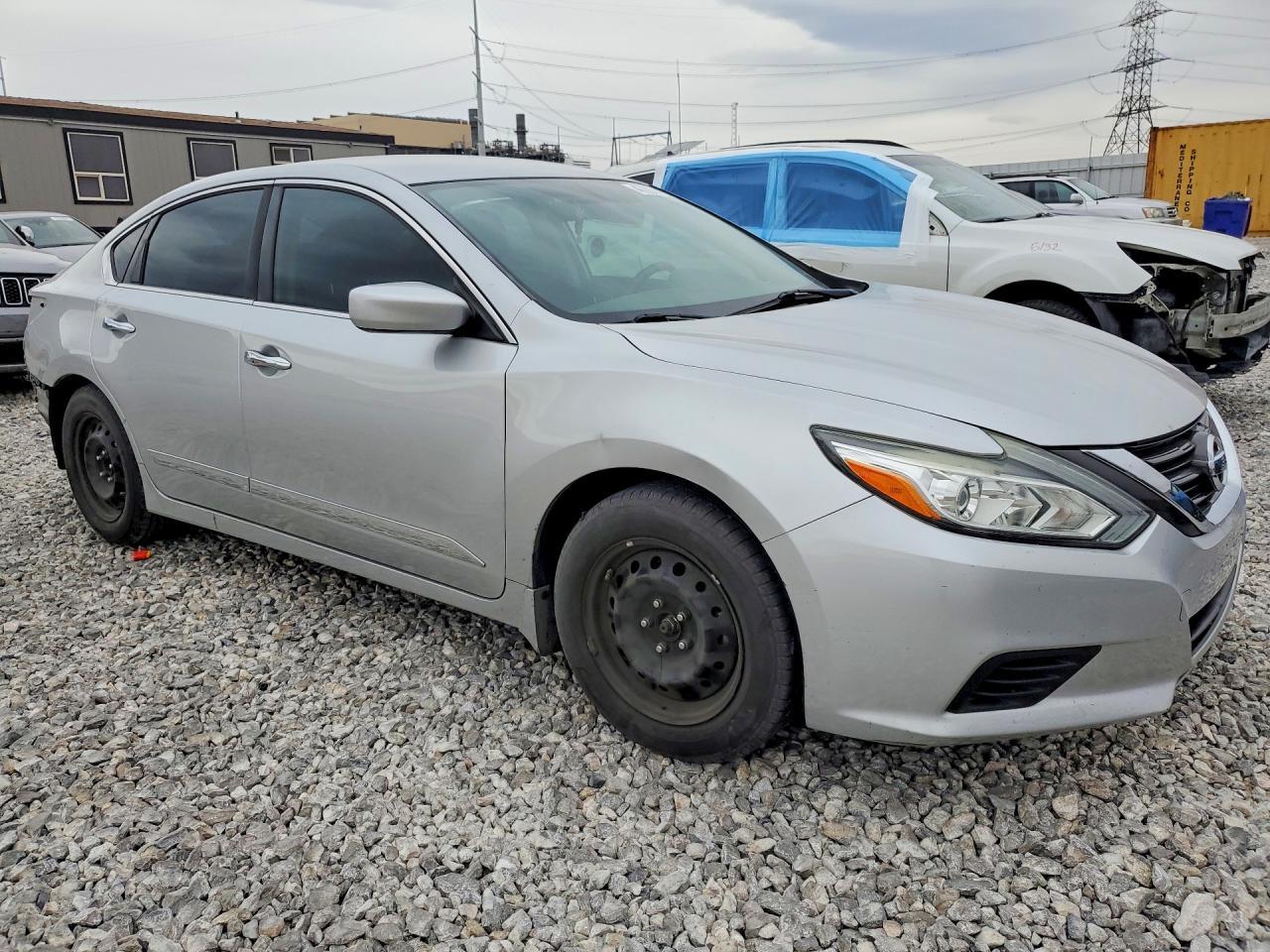 2016 Nissan Altima 2.5 S - zdjęcie 4