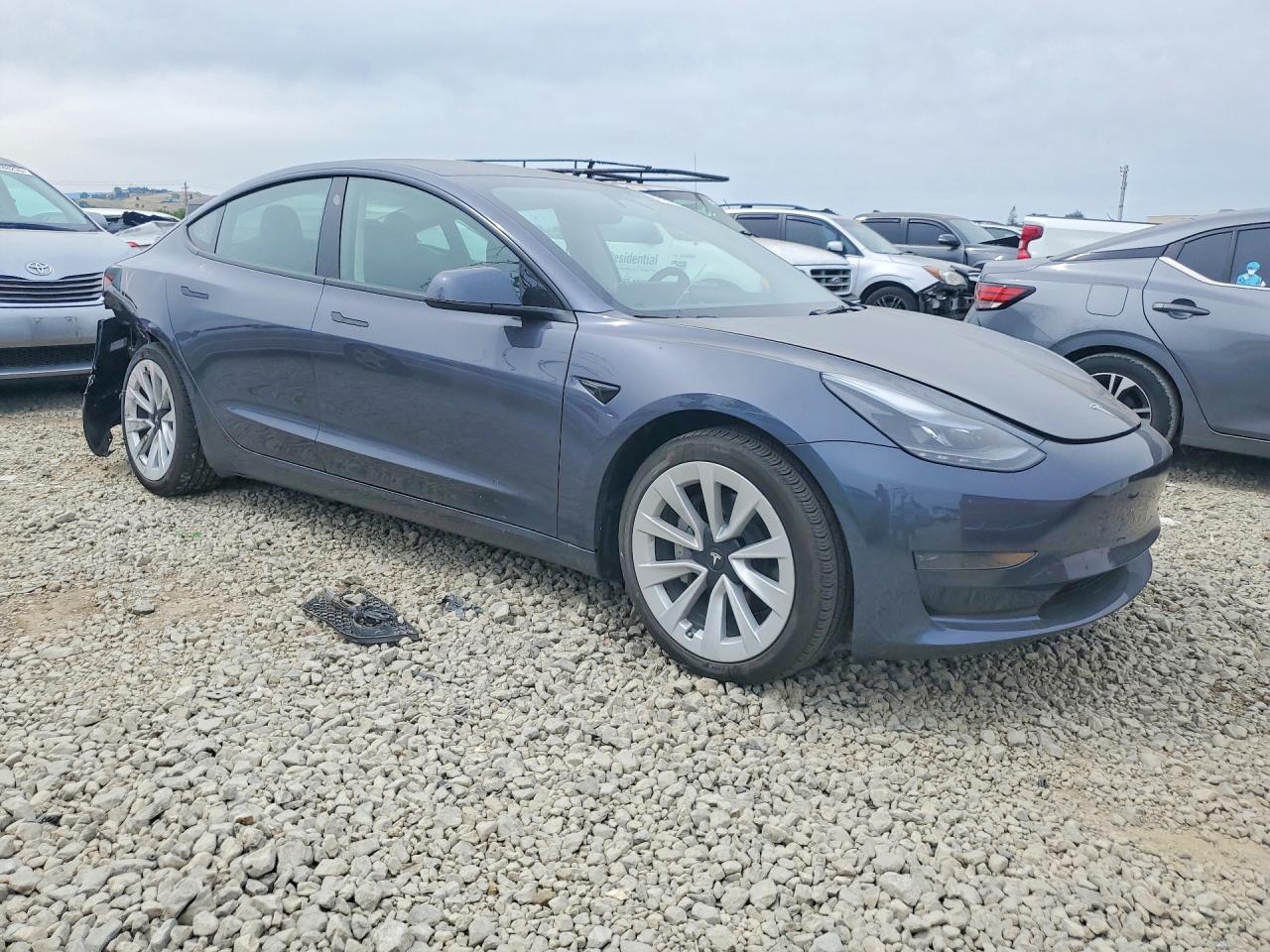 2023 Tesla Model 3 - zdjęcie 4