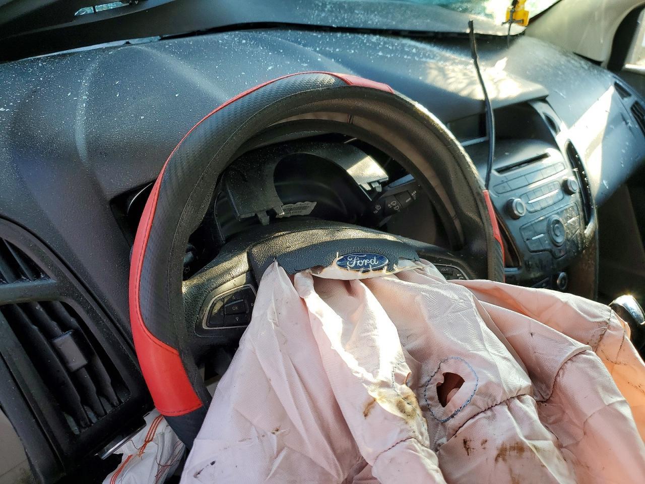 2016 Ford Focus Se - zdjęcie 9