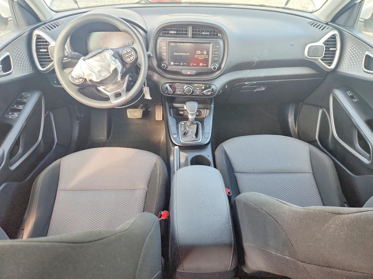 2025 Kia Soul Lx - zdjęcie 8