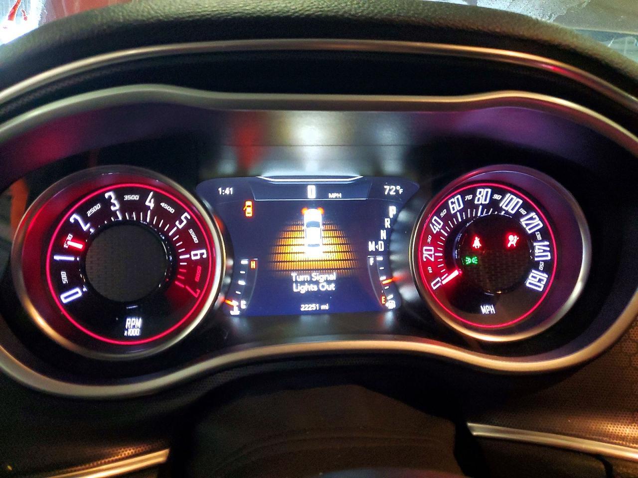 2017 Dodge Challenger Sxt - zdjęcie 9