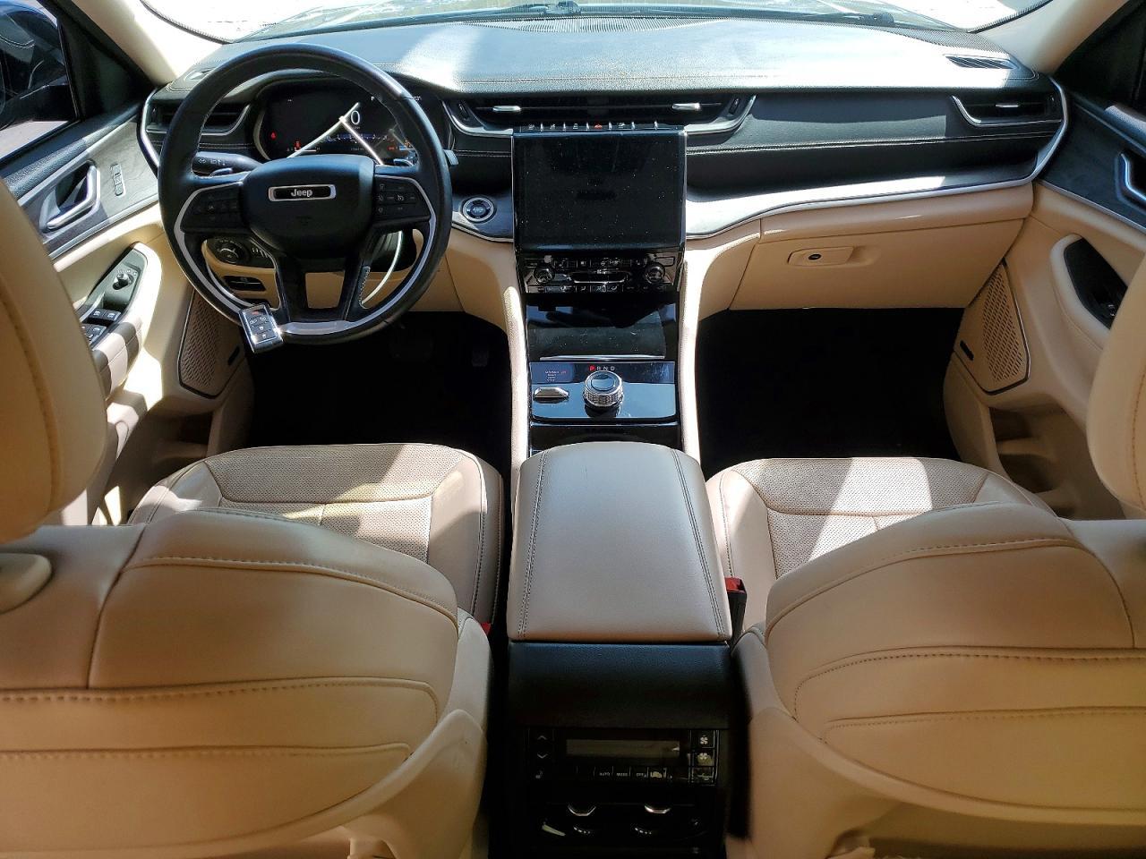 2021 Jeep Grand Cherokee L Limited - zdjęcie 8