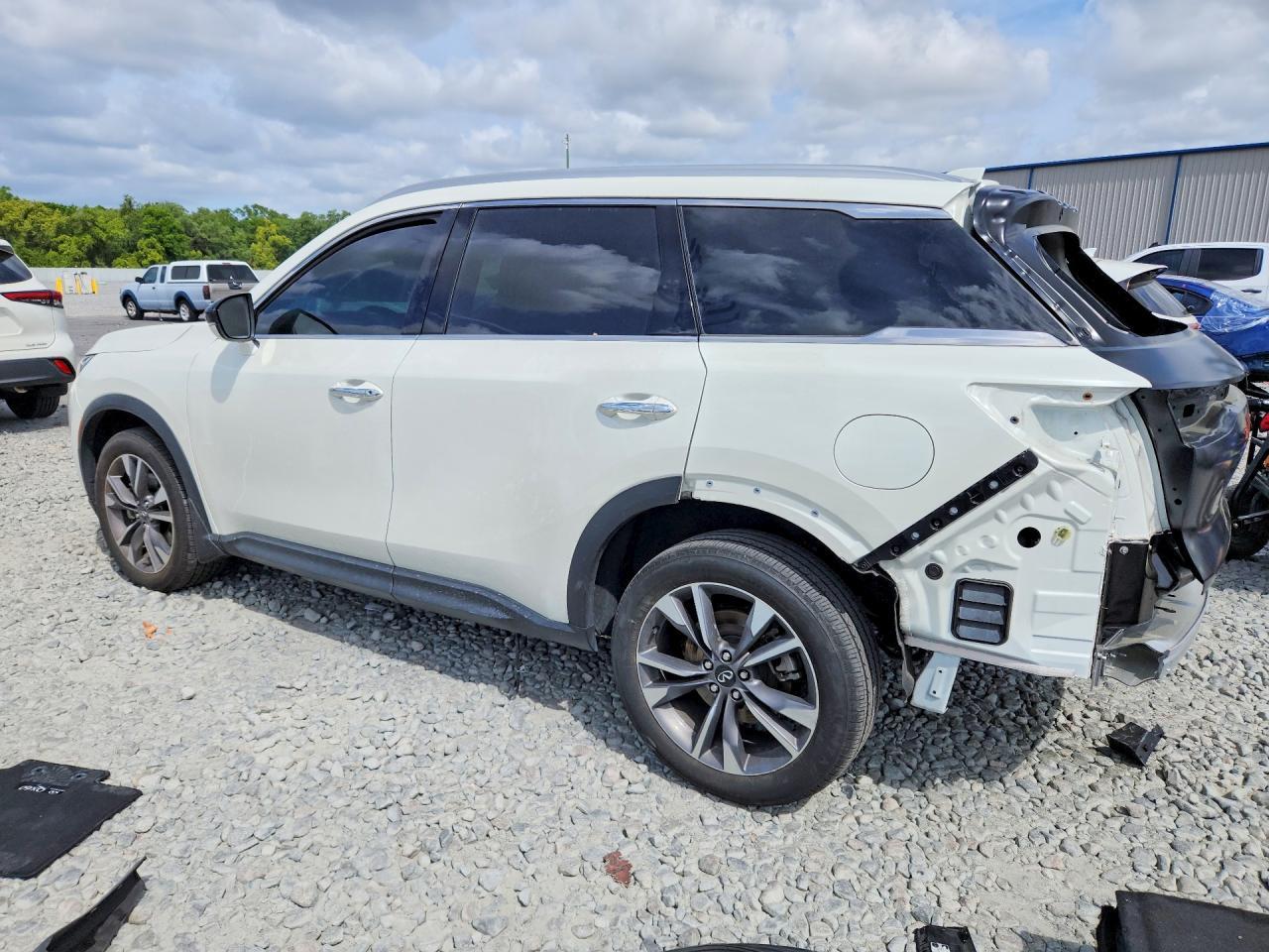 2024 Infiniti Qx60 Luxe - zdjęcie 2