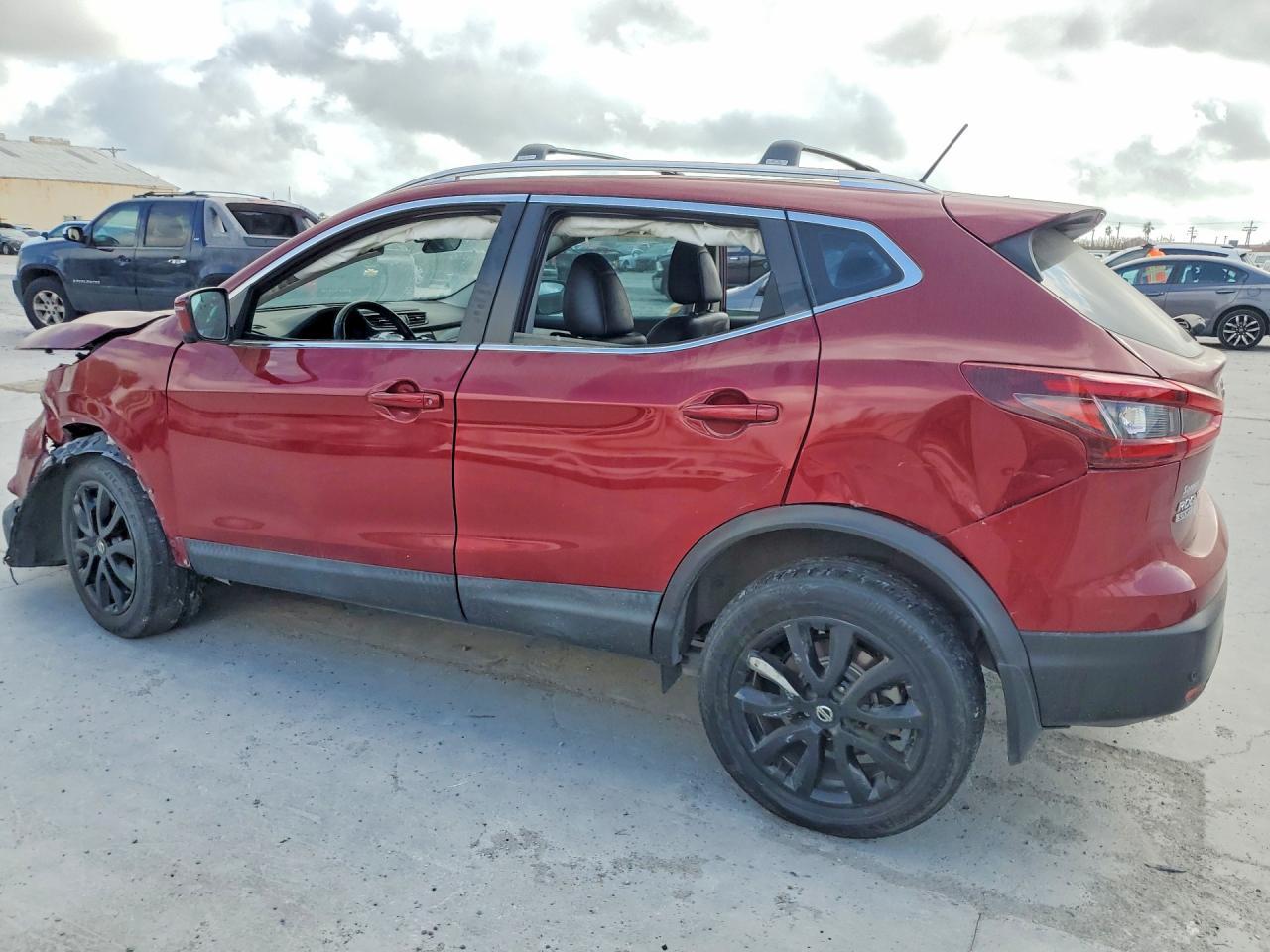 2020 Nissan Rogue Sport Sv - zdjęcie 2