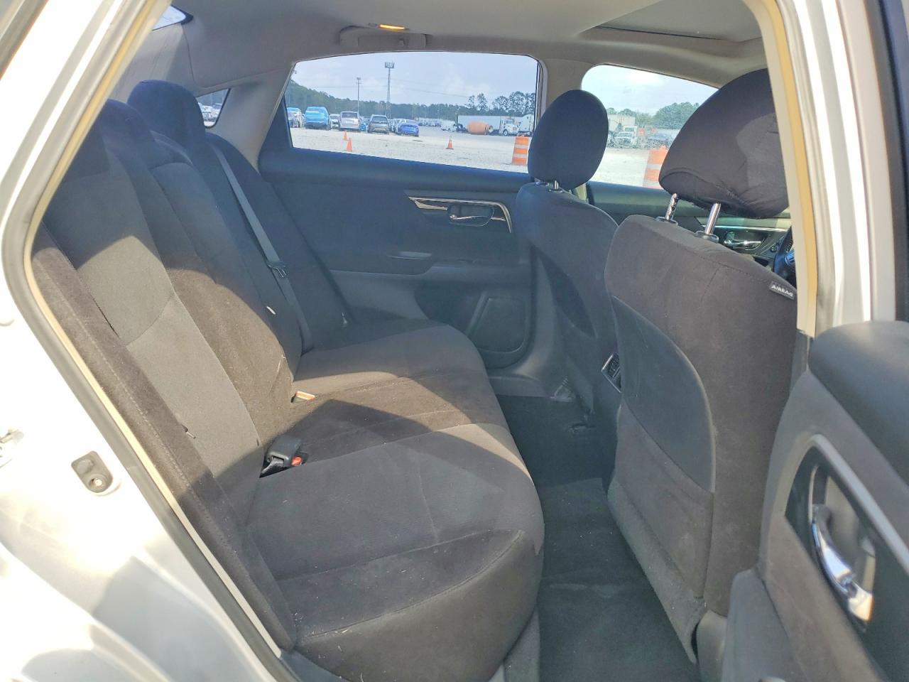 2013 Nissan Altima 2.5 - zdjęcie 10