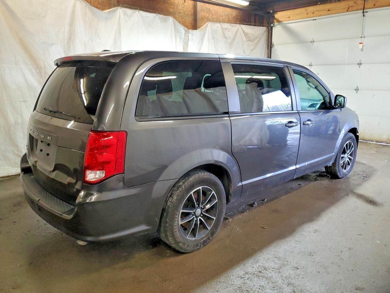 2018 Dodge Grand Caravan Se - zdjęcie 3