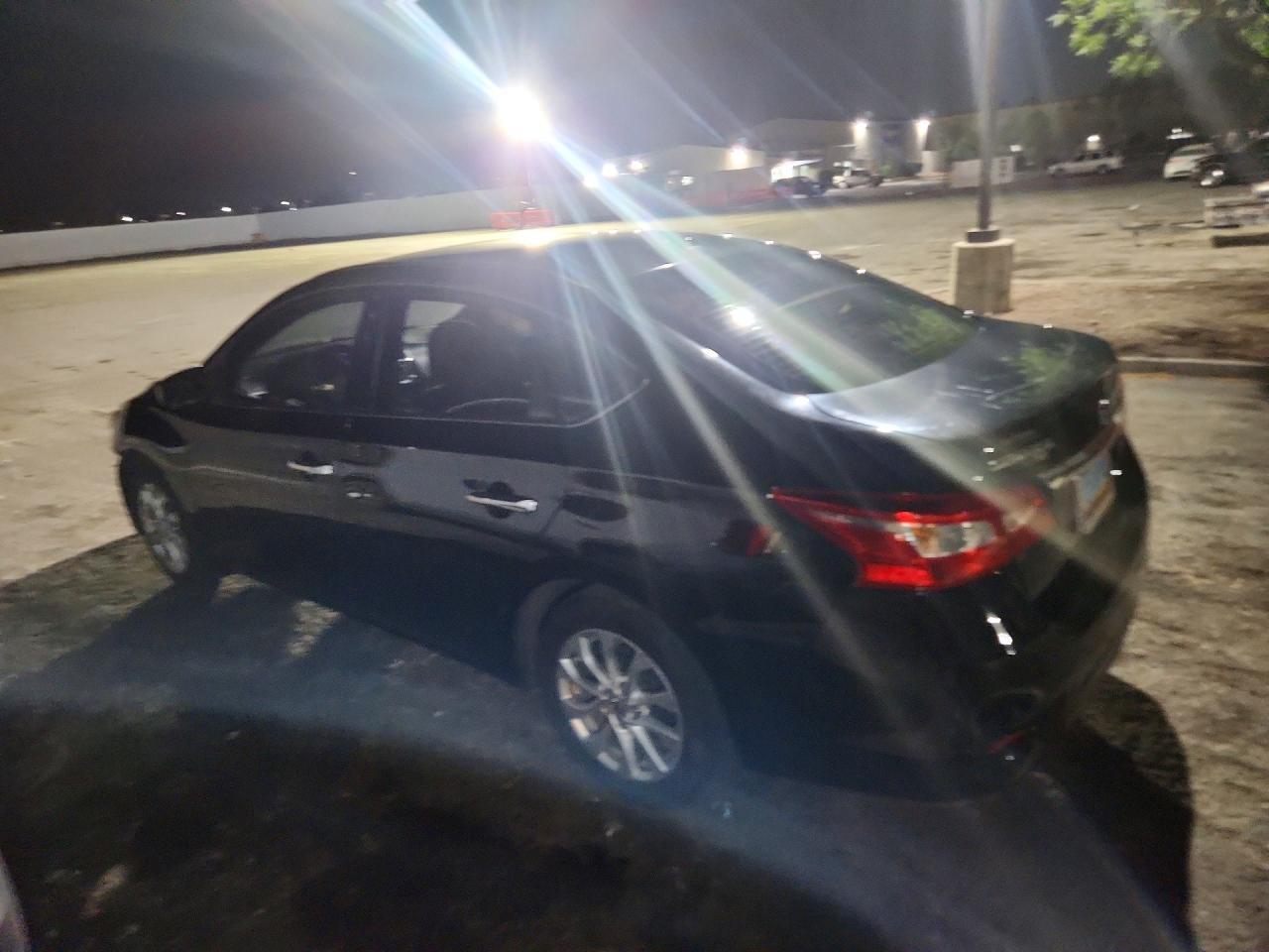 2018 Nissan Sentra Sv - zdjęcie 2