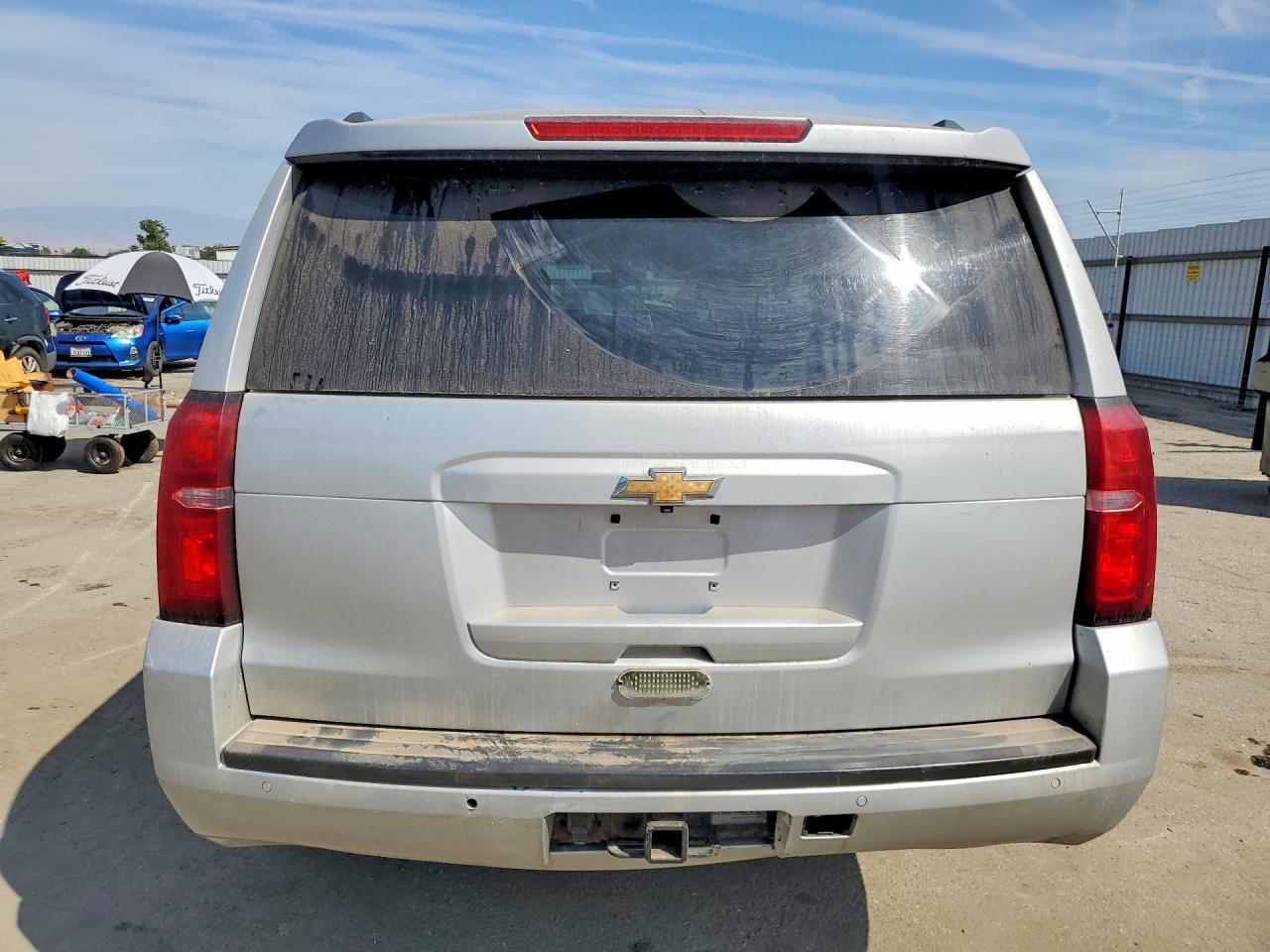 2019 Chevrolet Suburban - zdjęcie 6