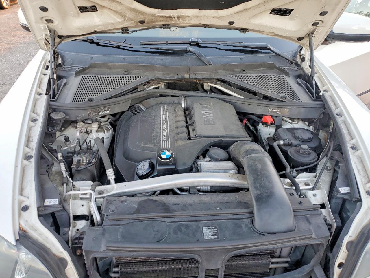 2013 BMW X5 xDrive35I - zdjęcie 12