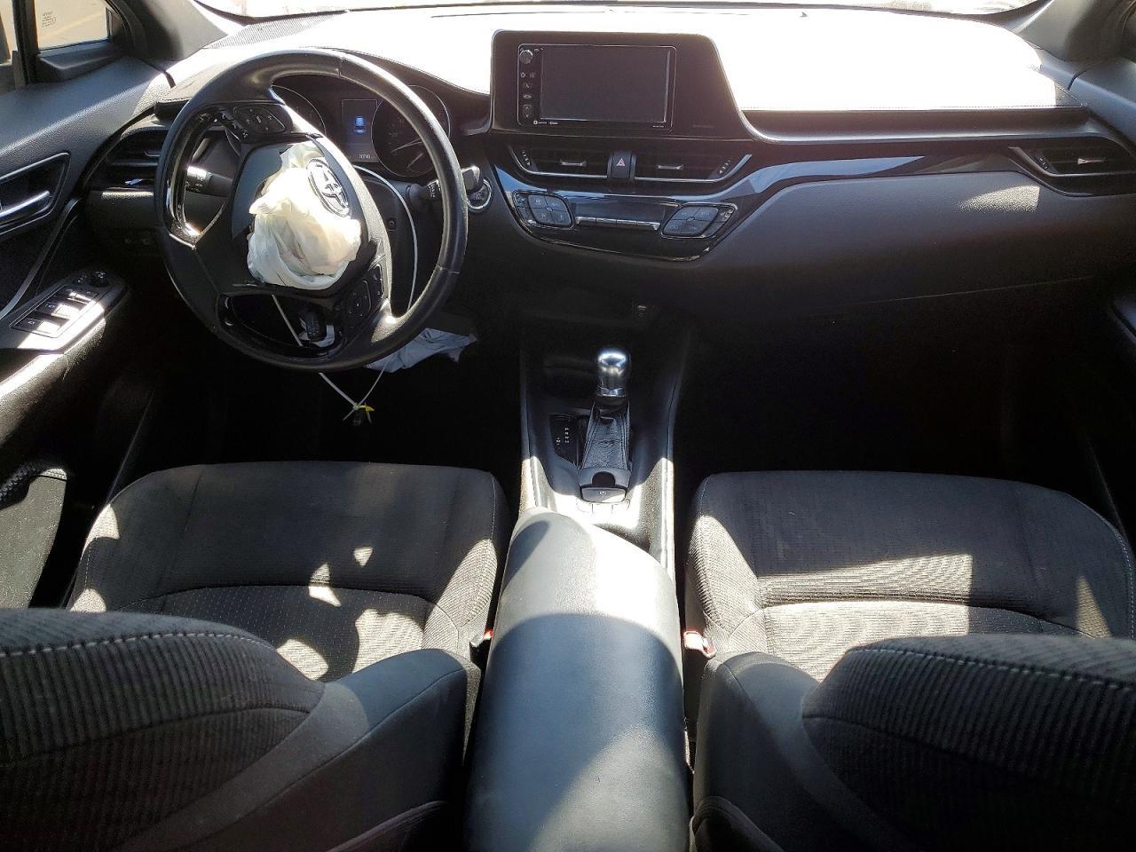 2018 Toyota C-Hr Xle Premium - zdjęcie 8