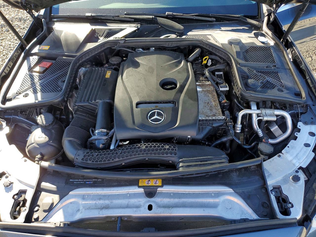 2015 Mercedes-Benz C 300 4Matic - zdjęcie 11