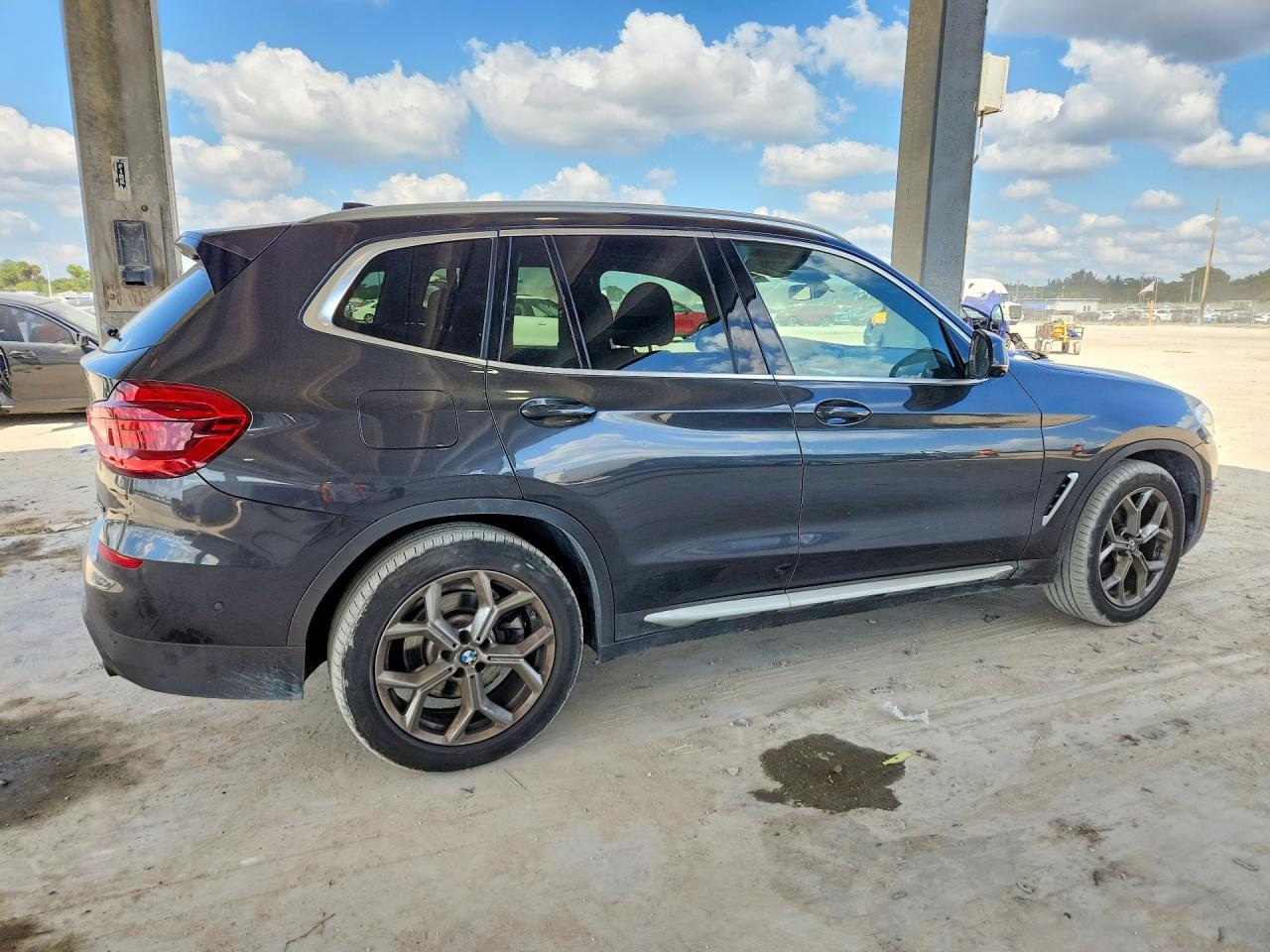 2021 BMW X3 Sdrive30I - zdjęcie 3