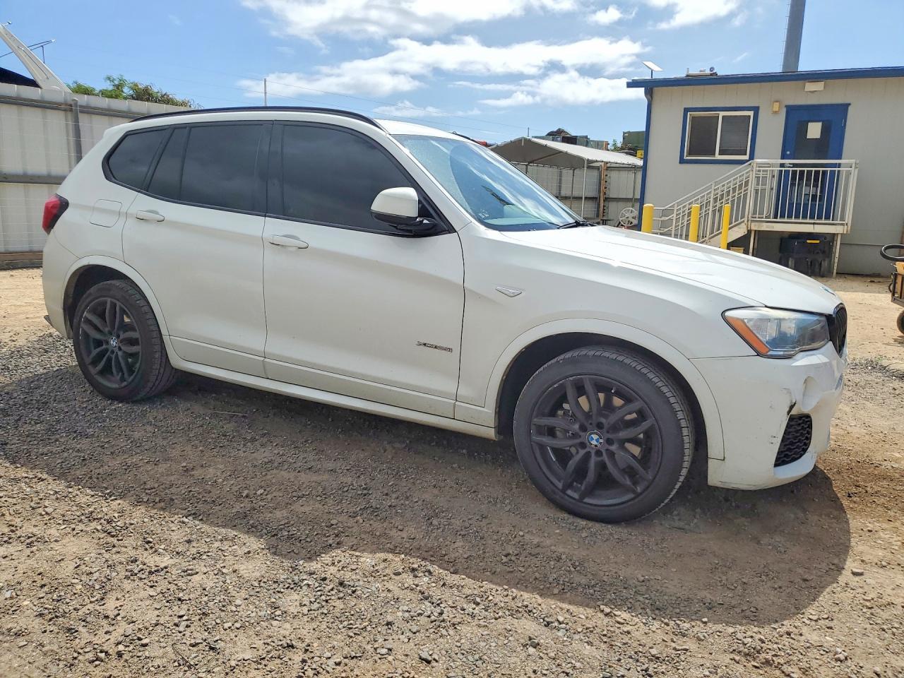 2017 BMW X3 xDrive35I - zdjęcie 4