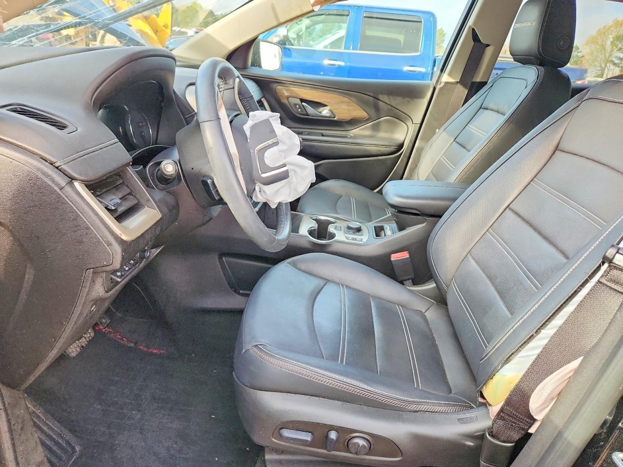 2022 GMC Terrain Denali - zdjęcie 7