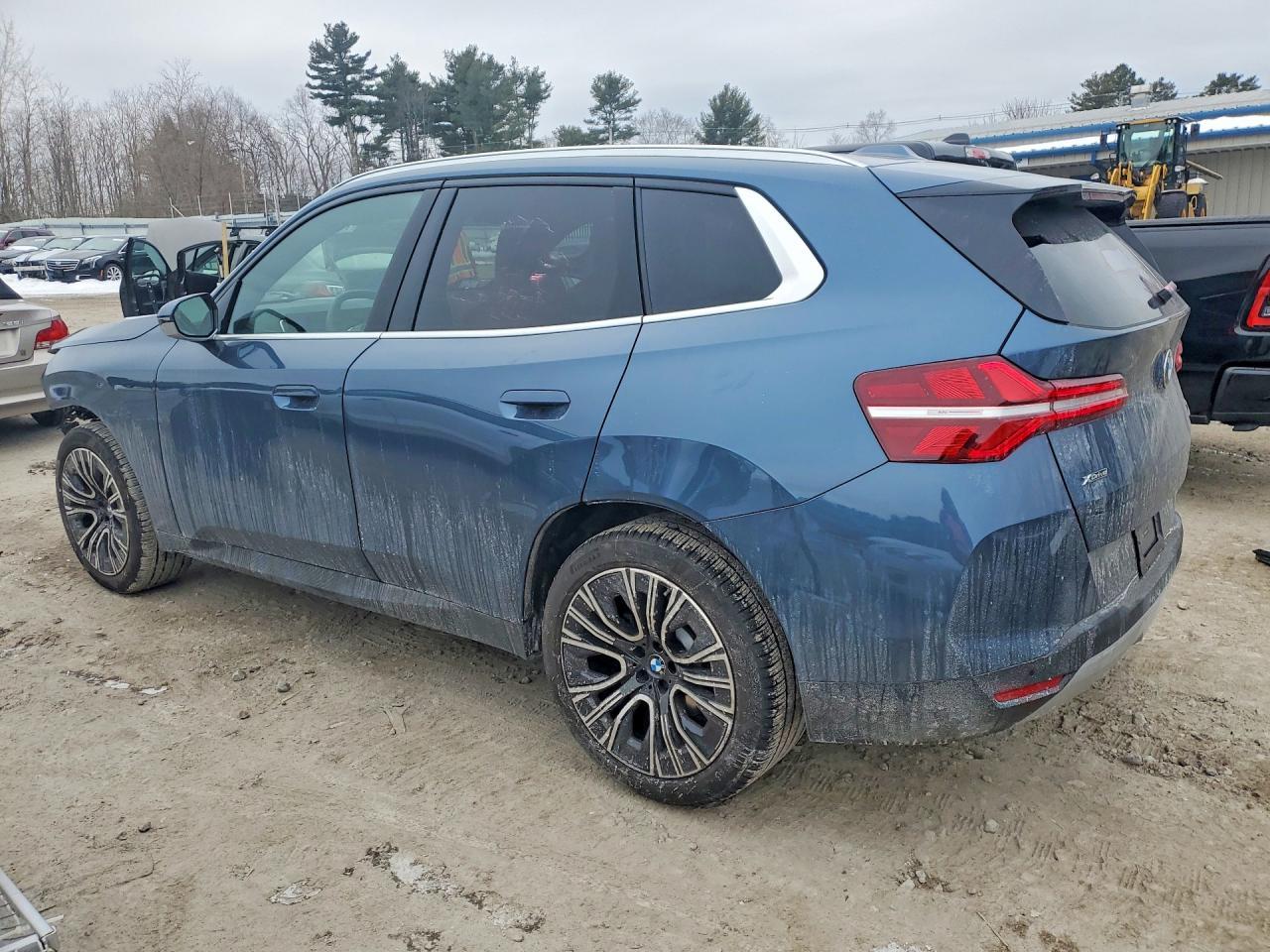 2025 BMW X3 30 xDrive - zdjęcie 2