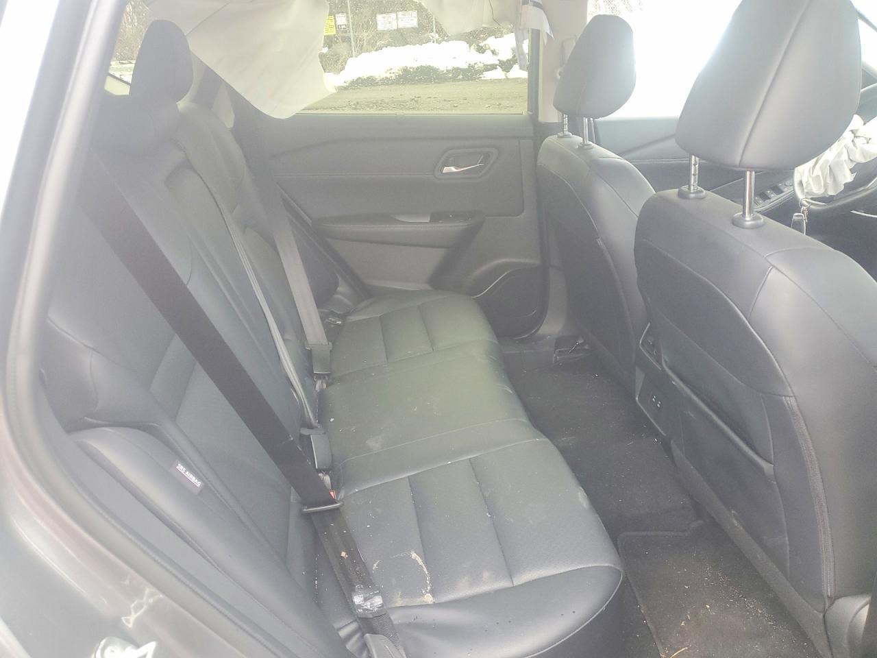 2025 Nissan Rogue Sv - zdjęcie 11