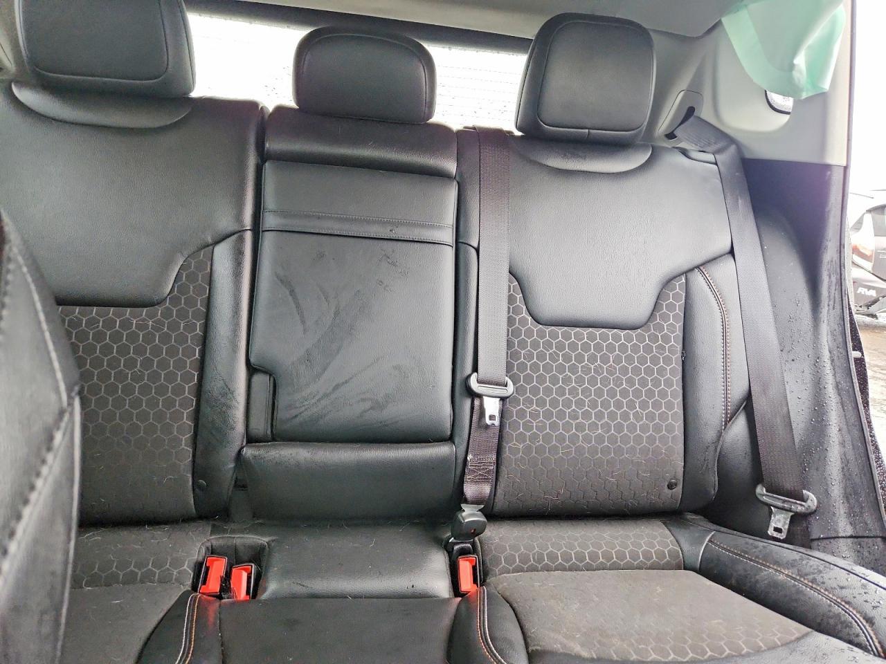 2020 Jeep Compass Latitude - zdjęcie 10