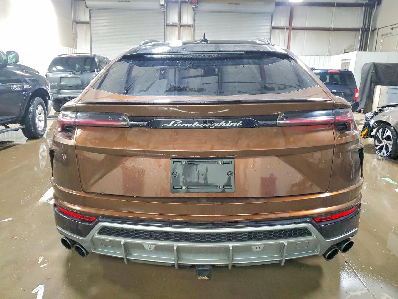 2020 Lamborghini Urus - zdjęcie 6