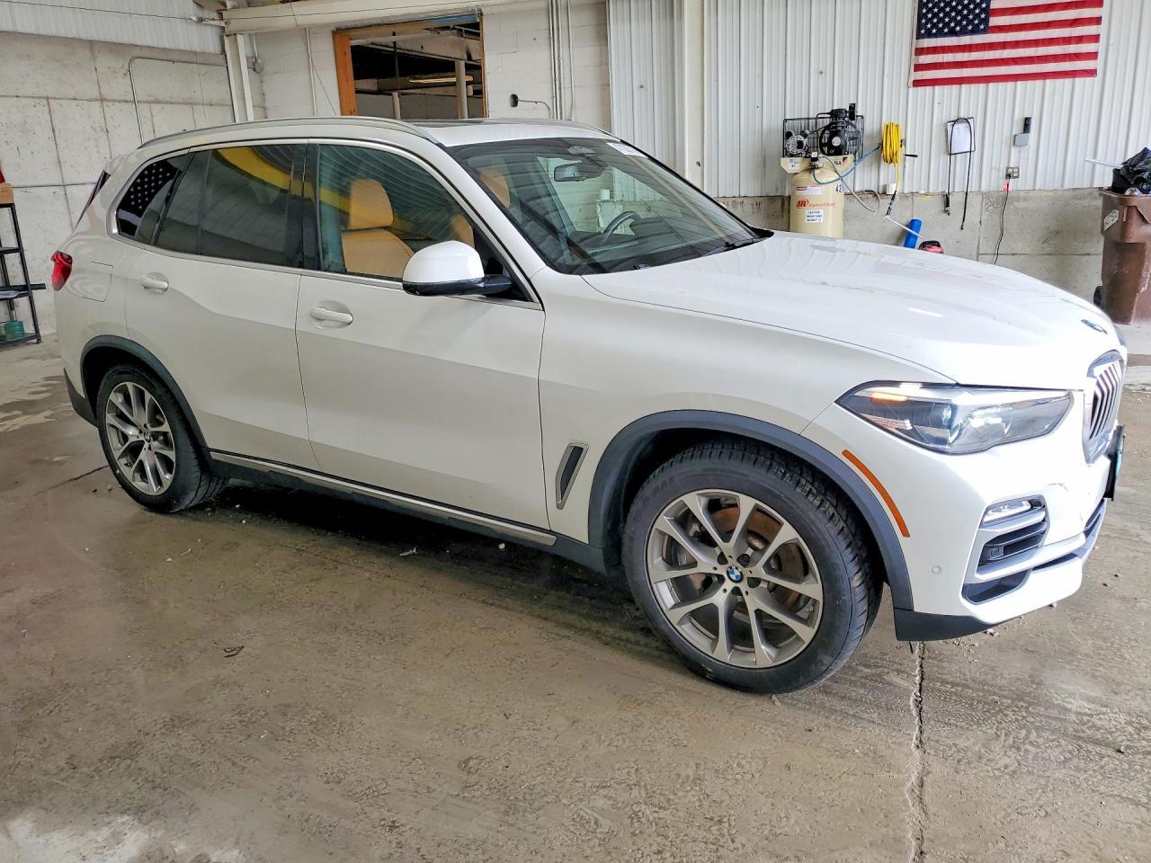 2019 BMW X5 xDrive40I - zdjęcie 4
