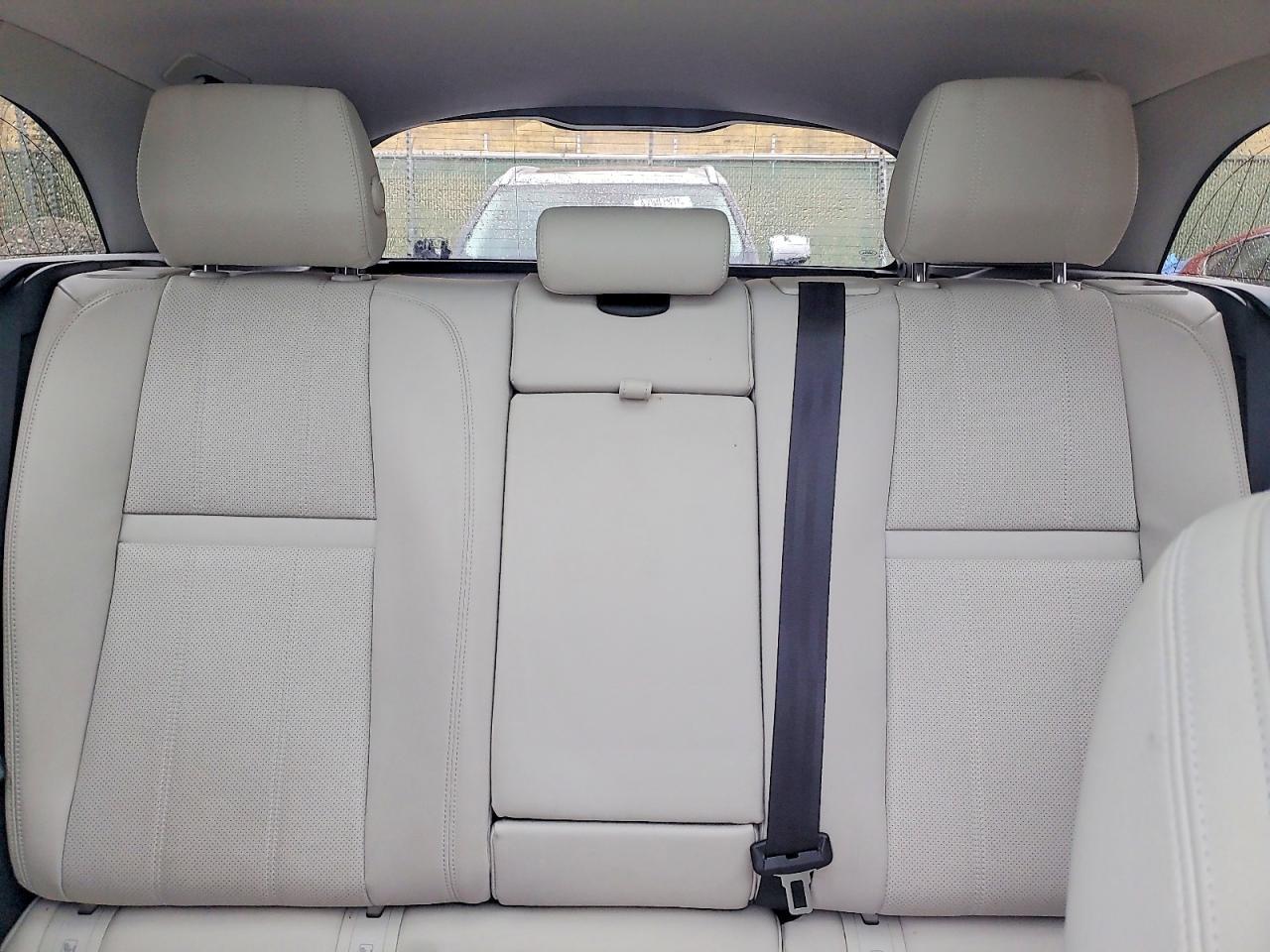 2019 Land Rover Range Rover Velar S - zdjęcie 10