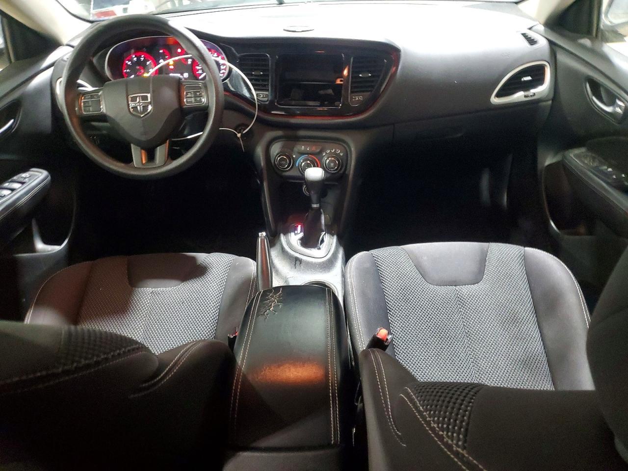 2015 Dodge Dart Sxt - zdjęcie 8