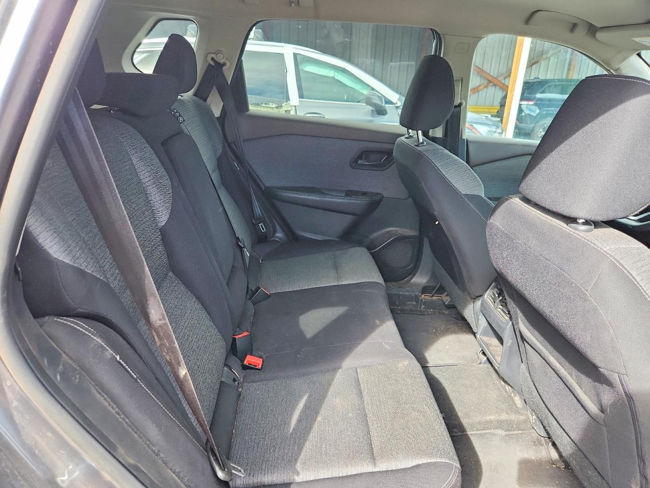 2021 Nissan Rogue S - zdjęcie 11