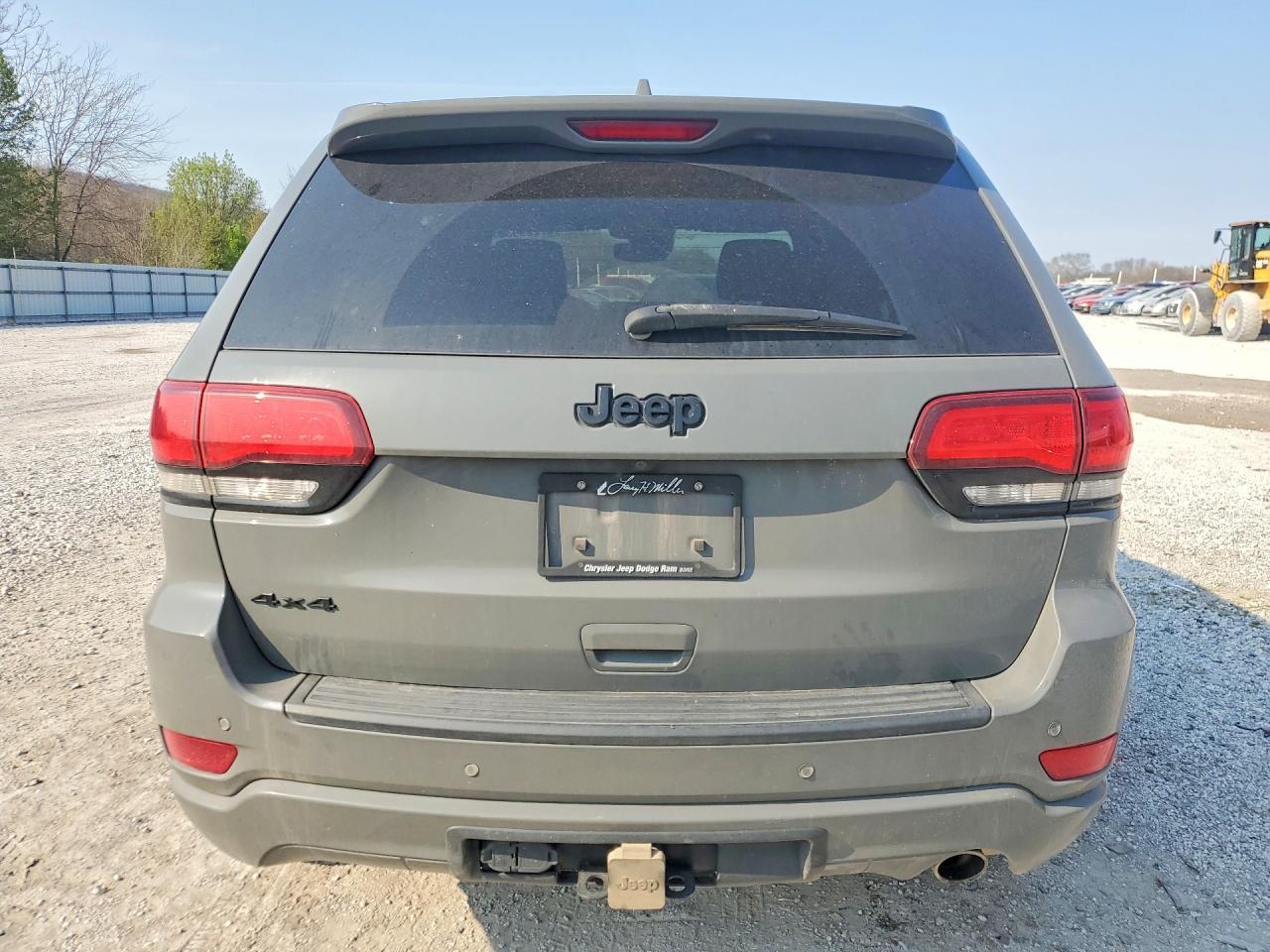 2022 Jeep Grand Cherokee Laredo E - zdjęcie 6