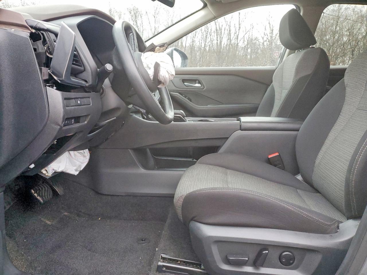 2023 Nissan Rogue Sv - zdjęcie 7