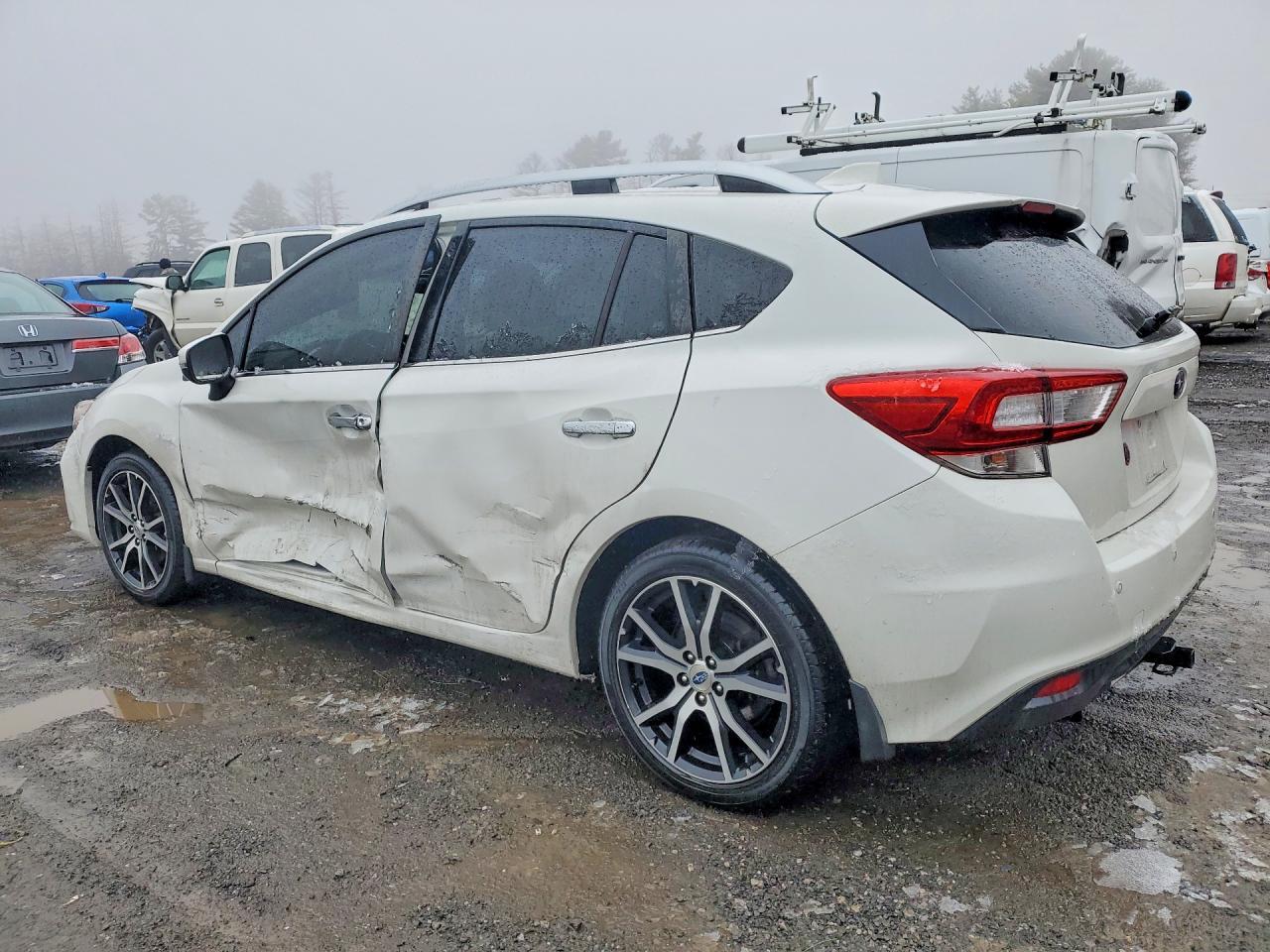 2017 Subaru Impreza Limited - zdjęcie 2