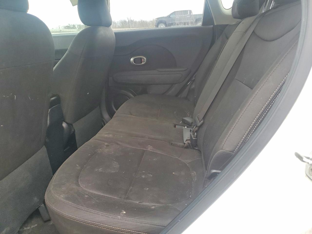 2016 Kia Soul Base - zdjęcie 11