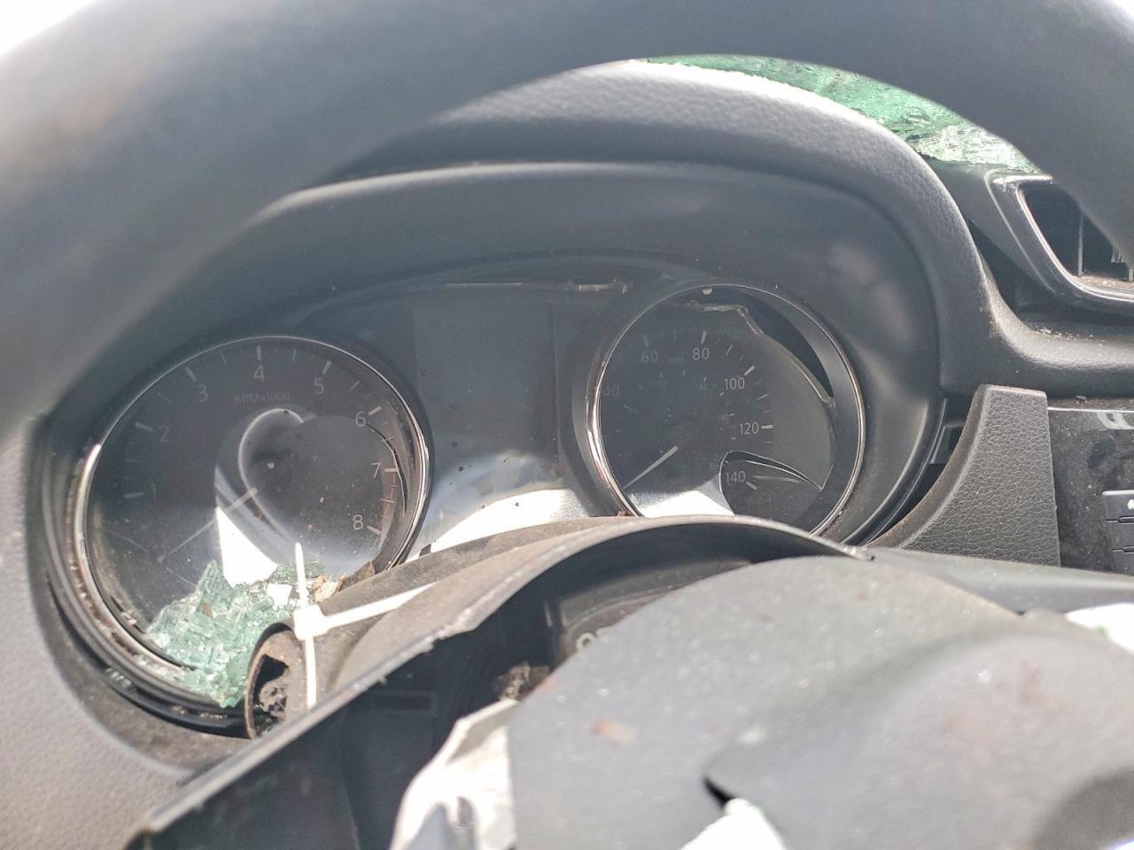 2018 Nissan Rogue S - zdjęcie 9