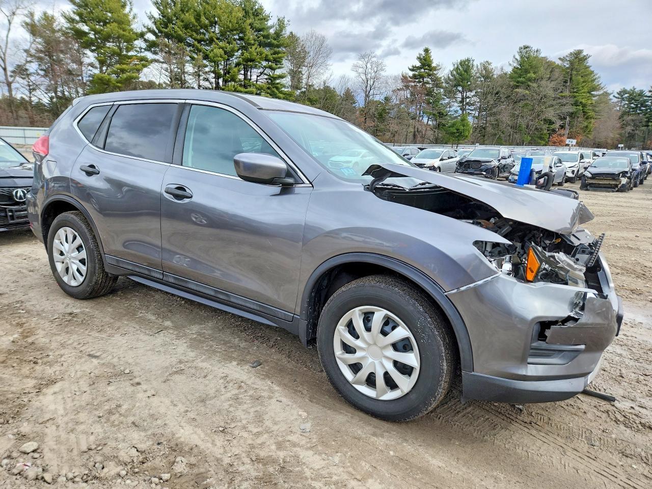 2017 Nissan Rogue S - zdjęcie 4