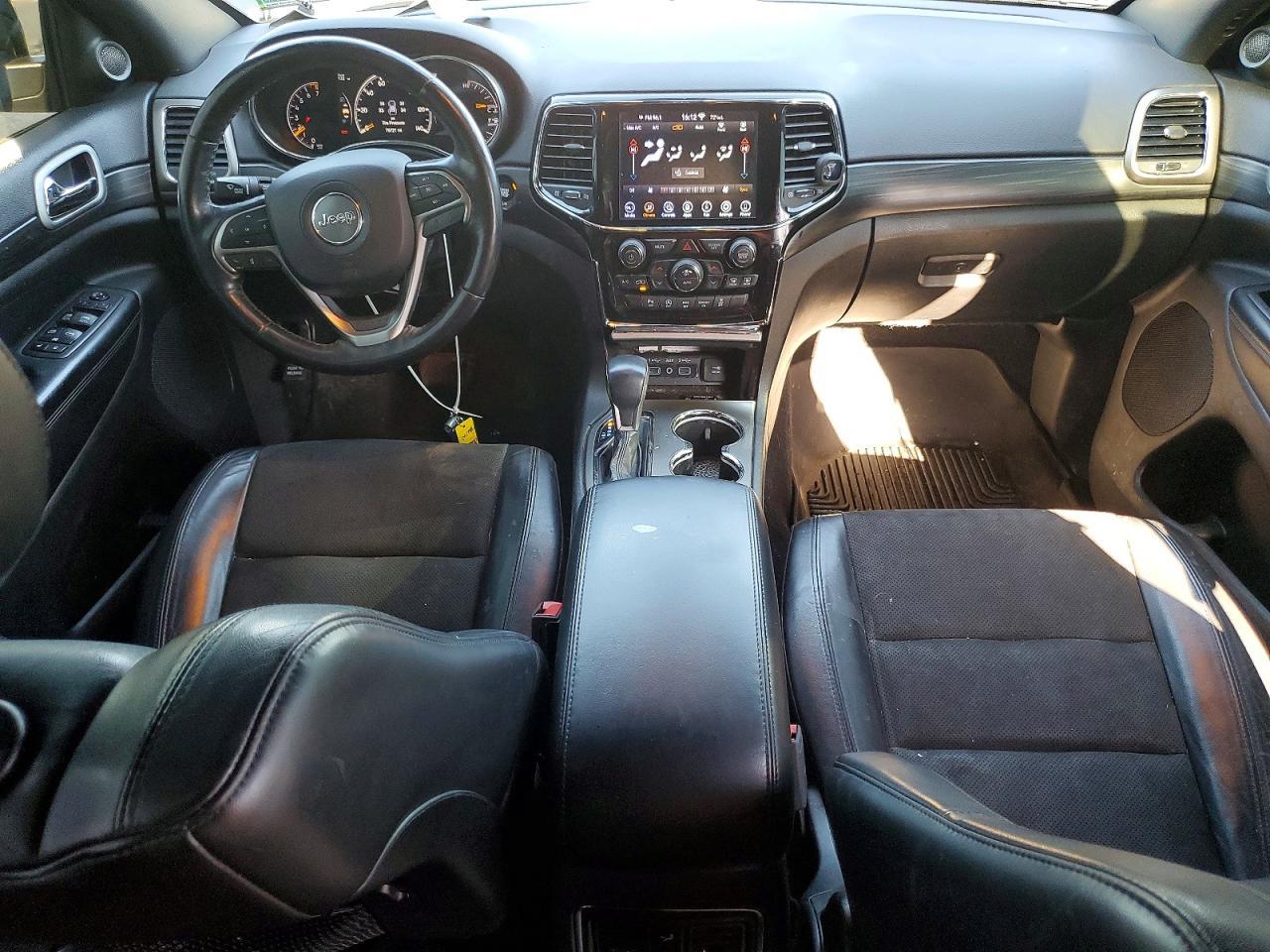 2020 Jeep Grand Cherokee Laredo - zdjęcie 8