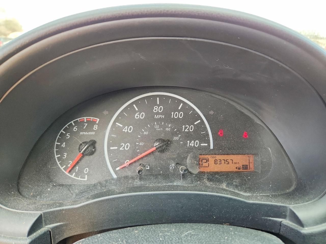 2015 Nissan Versa 1.6 S Plus - zdjęcie 9