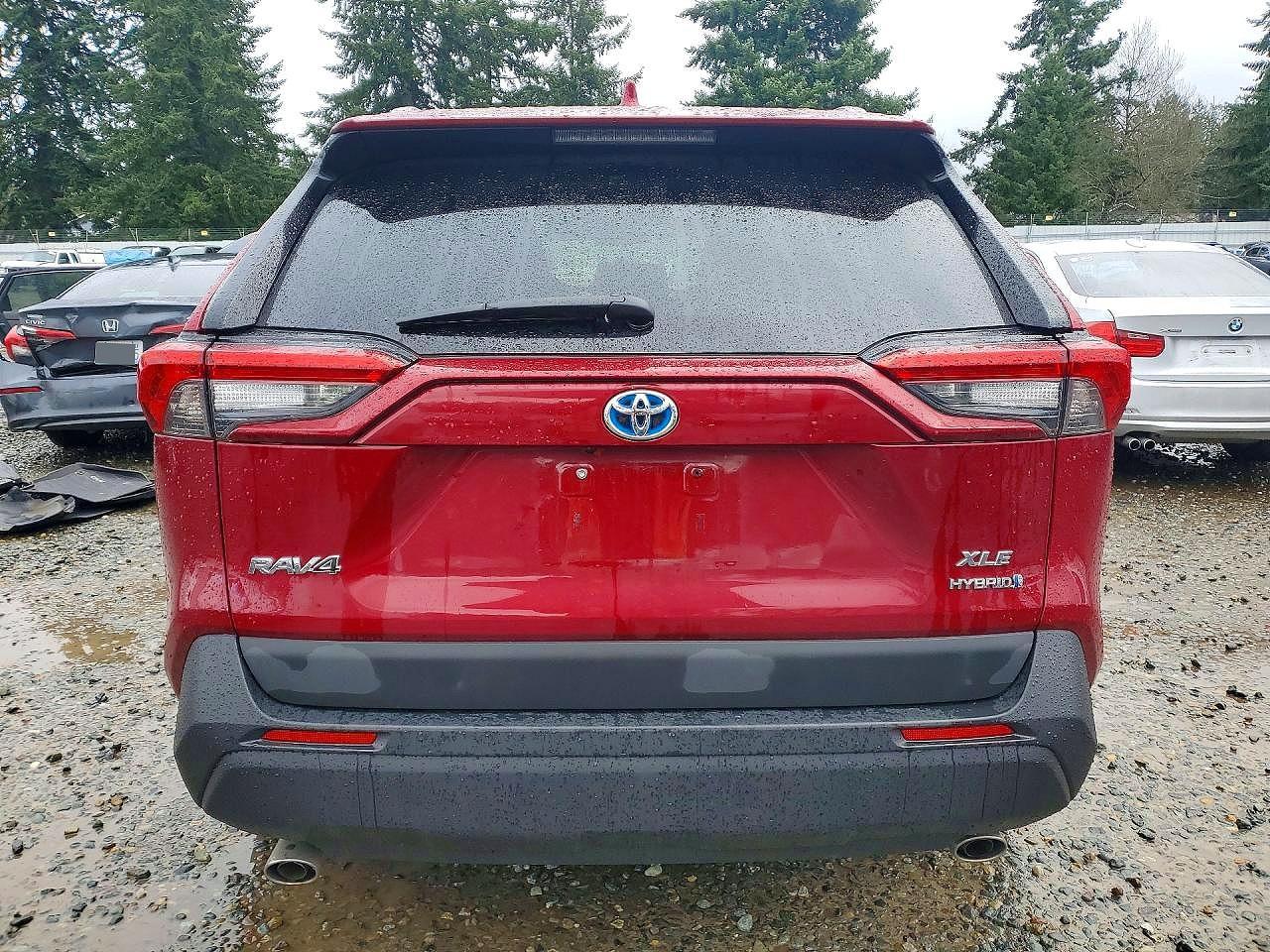 2020 Toyota Rav4 Hybrid Xle - zdjęcie 6