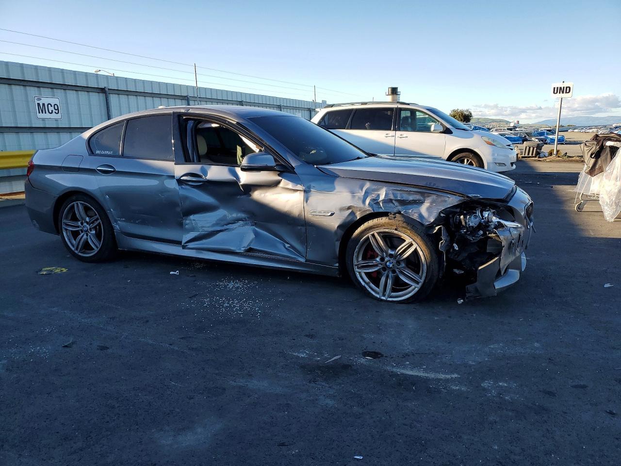 2016 BMW 535 I - zdjęcie 4