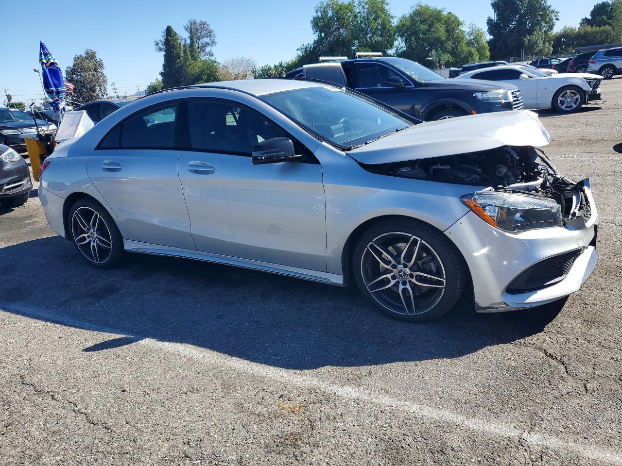 2019 Mercedes-Benz Cla 250 - zdjęcie 4