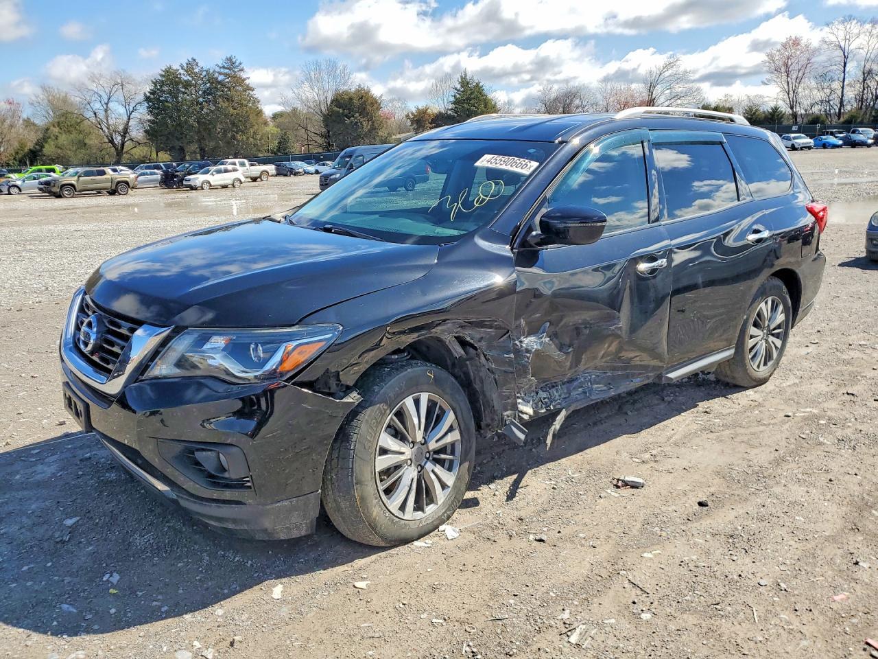 2019 Nissan Pathfinder Sv - zdjęcie główne
