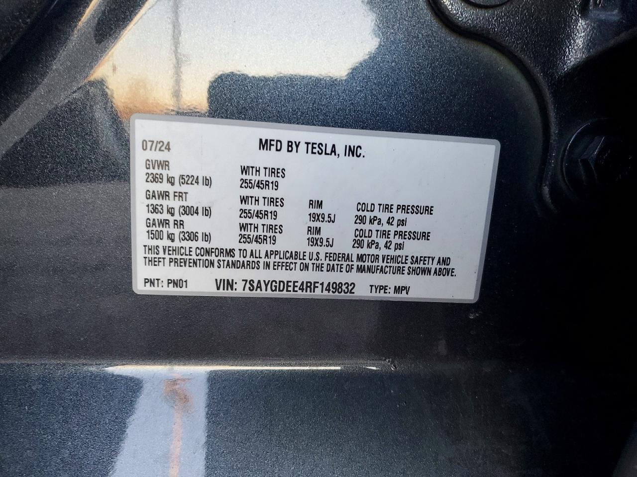 2024 Tesla Model Y - zdjęcie 14