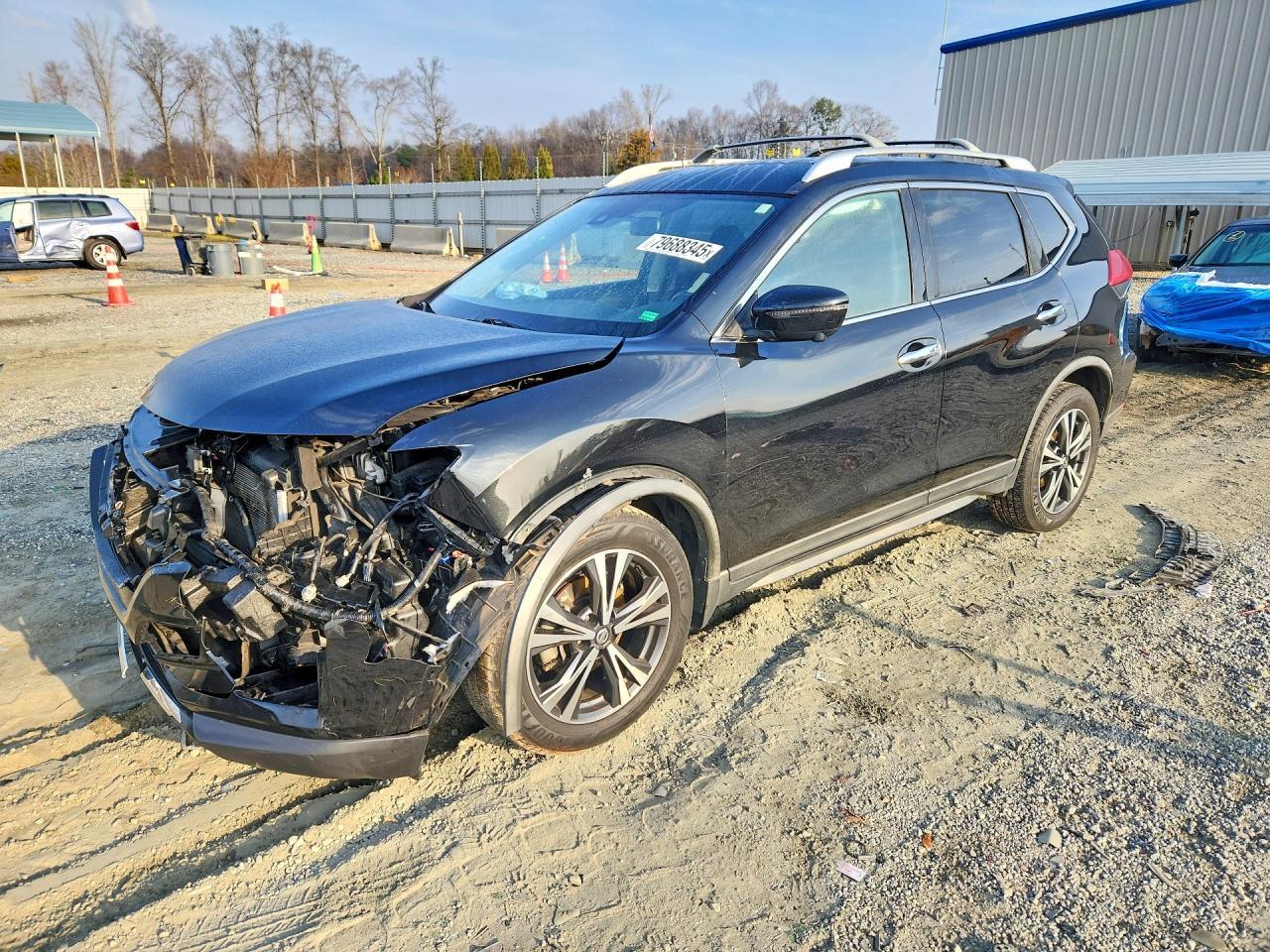 Nissan Rogue - zdjęcie 1