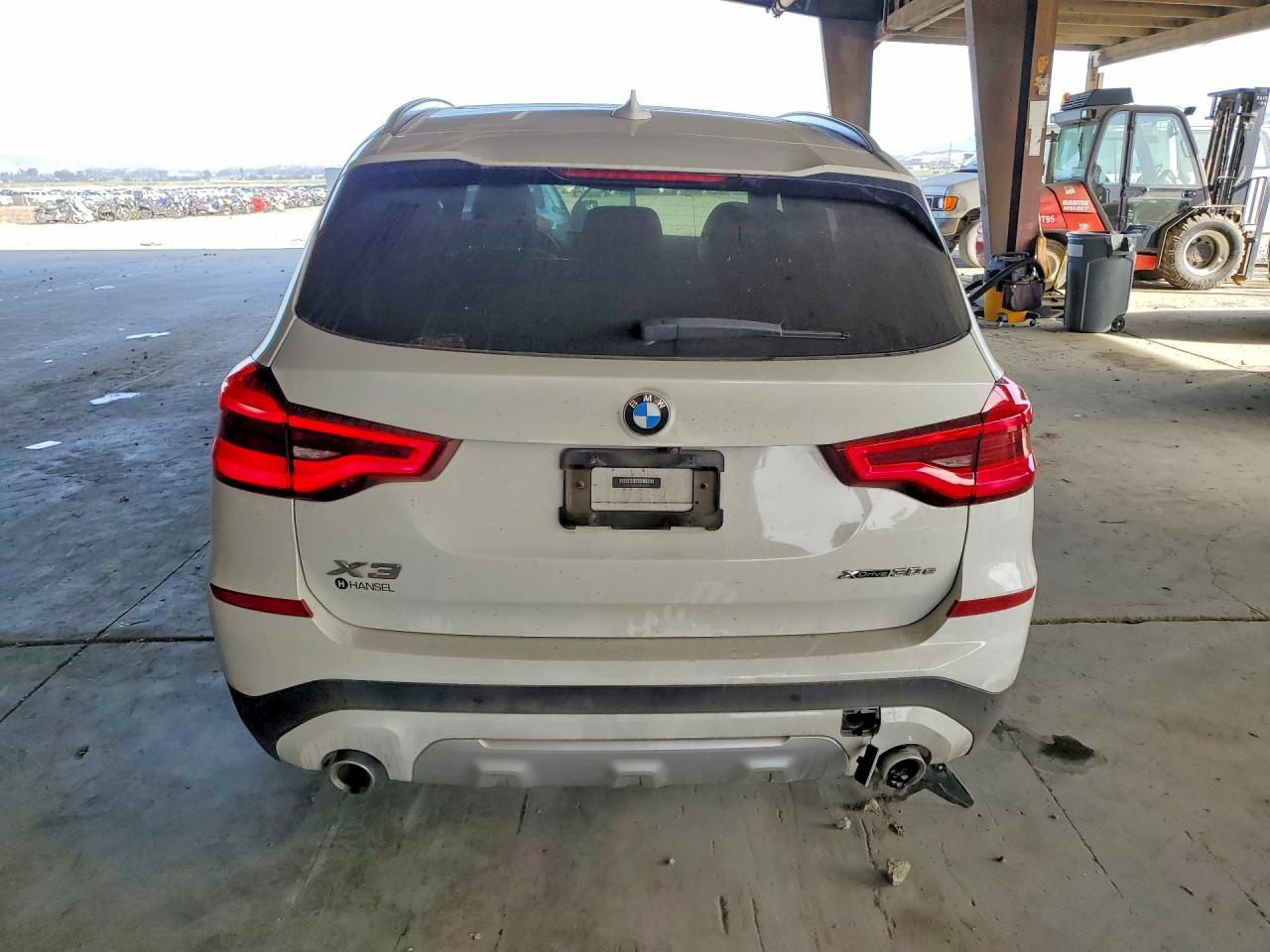 2021 BMW X3 xDrive30E - zdjęcie 6