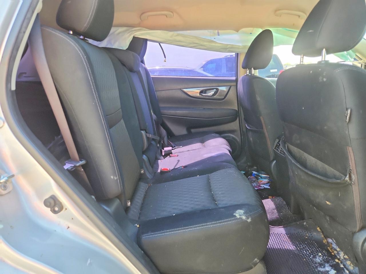 2017 Nissan Rogue S - zdjęcie 10