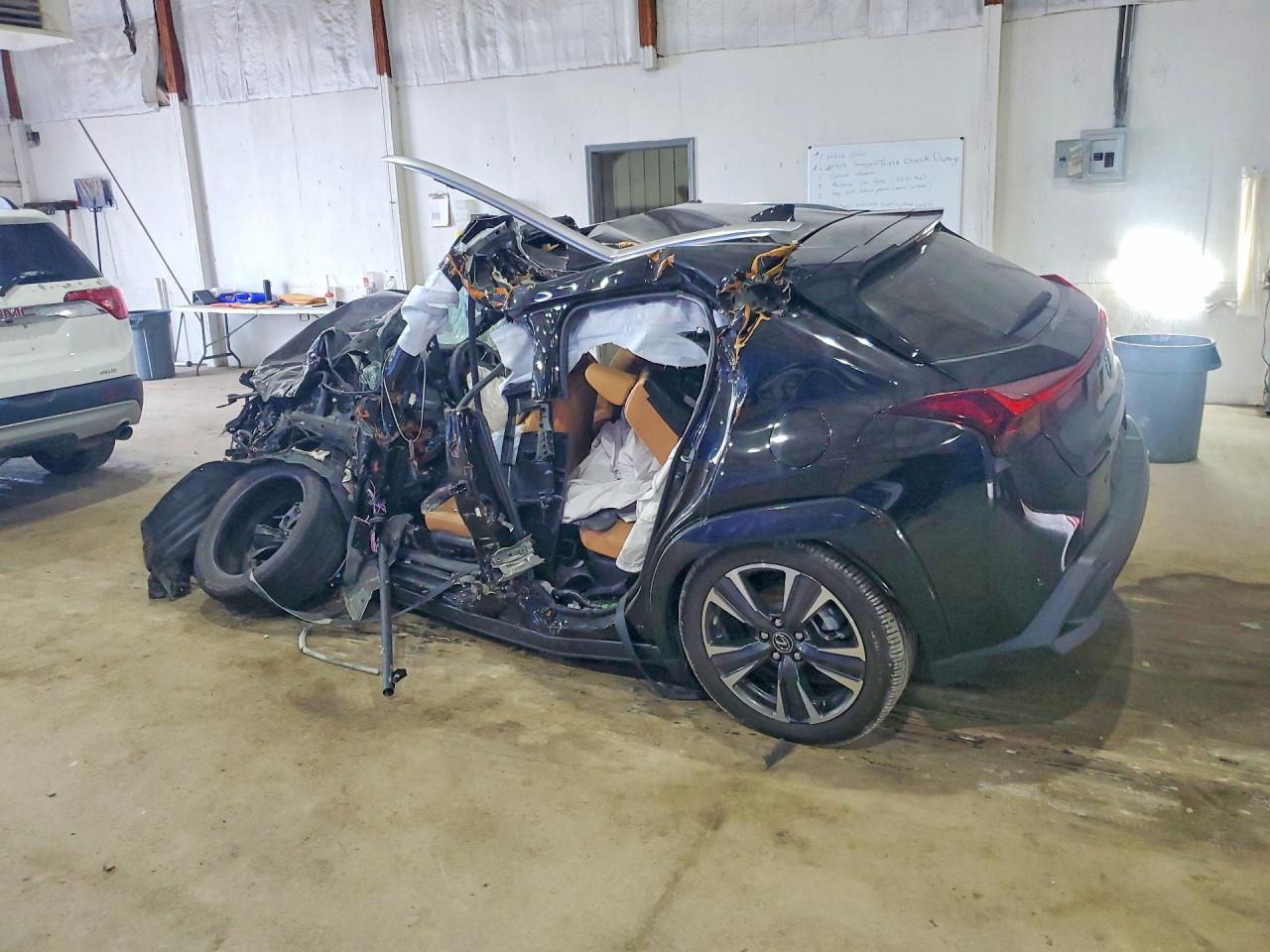 2024 Lexus Ux 250H Premium - zdjęcie 2