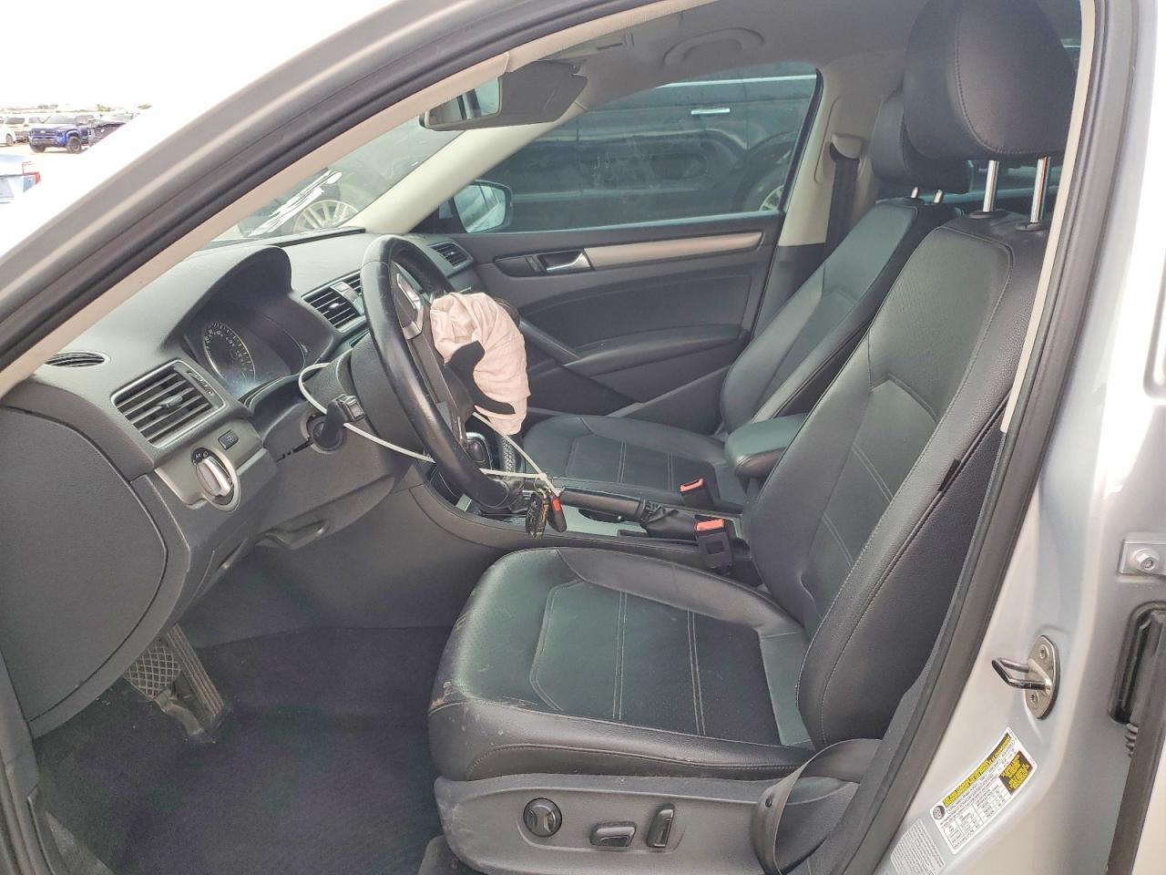 2015 Volkswagen Passat Se - zdjęcie 7